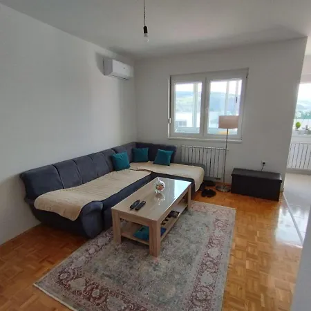 Azure Apartmán *
